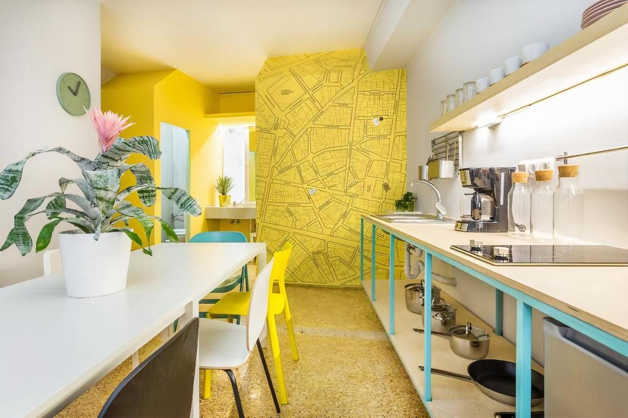 Delfini Home Plaka/Acropolis เอเธนส์ ภายนอก รูปภาพ
