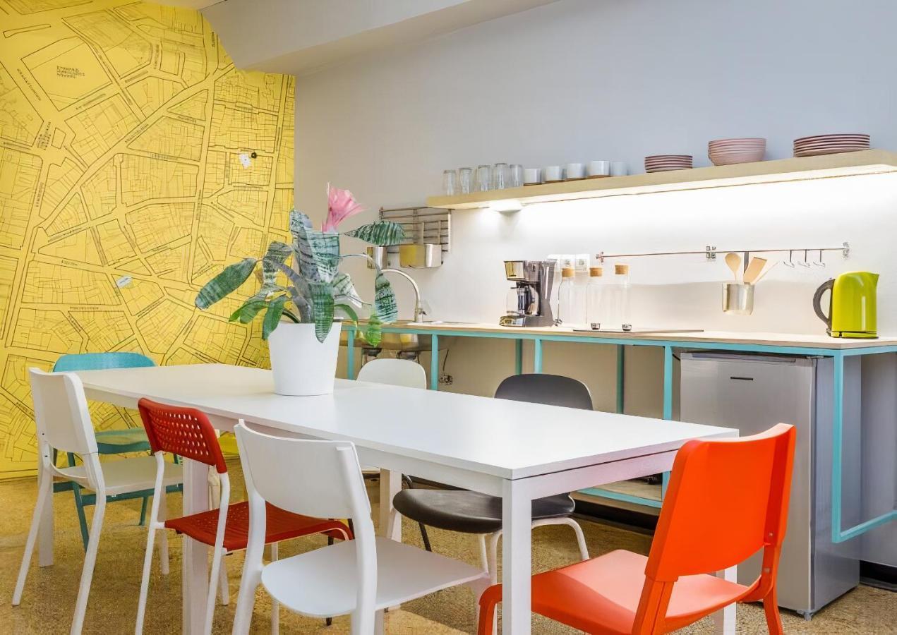 Delfini Home Plaka/Acropolis เอเธนส์ ภายนอก รูปภาพ